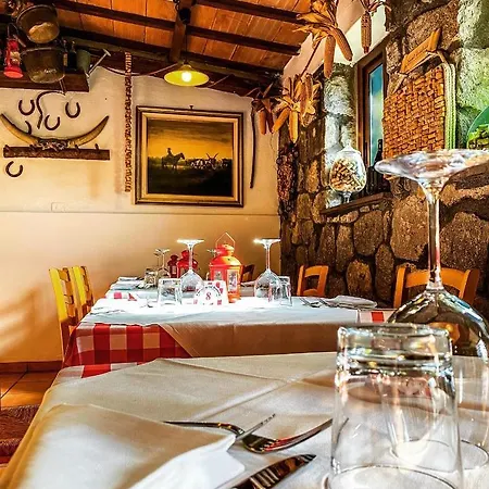 Hotel Tarconte 3*