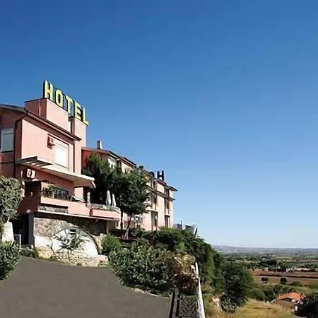 Hotell Tarconte 3*
