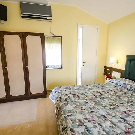 Tarconte Hotel 3*