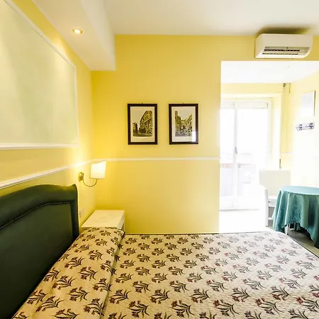Hotel Tarconte 3*