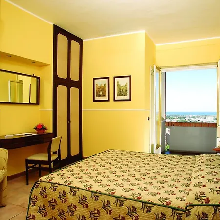 Tarconte 3*