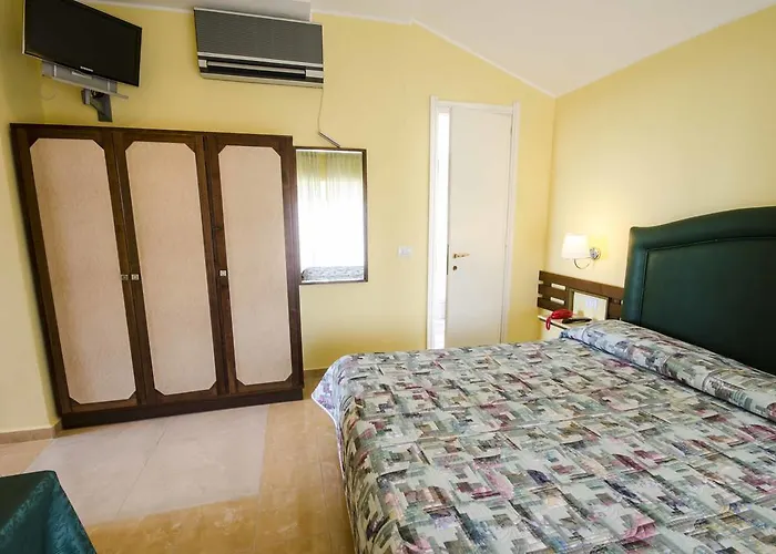 Tarconte Szálloda 3*